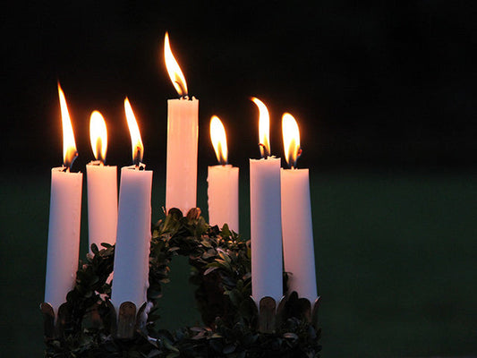 Luciatåg med julfika | 13 december, kl 13.30-15.00 | Kronobergs Hemvård Annavägen 4